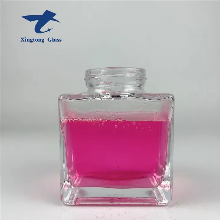 Bouteille en verre carrée de 350 ml